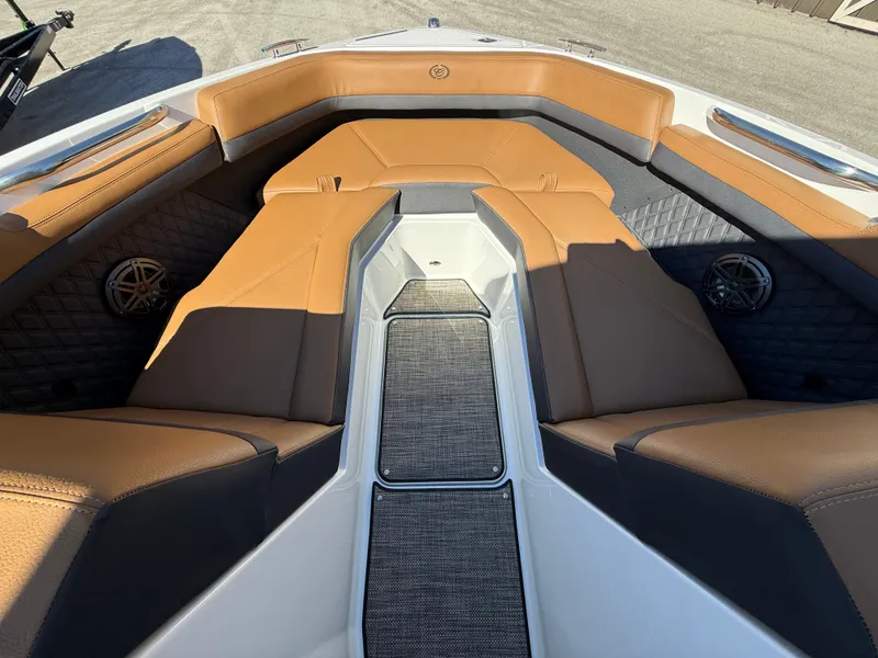 Slide: The Image of Cobalt R4 2025 - 617