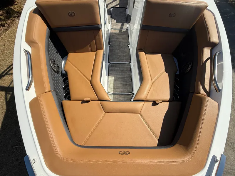 Slide: The Image of Cobalt R4 2025 - 766