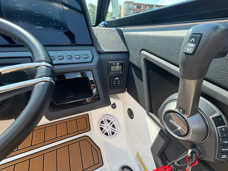 Slide: The Image of Cobalt R6 2023 - 1009