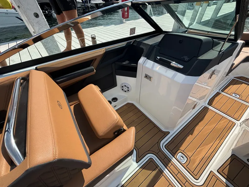 Slide: The Image of Cobalt R6 2023 - 1010