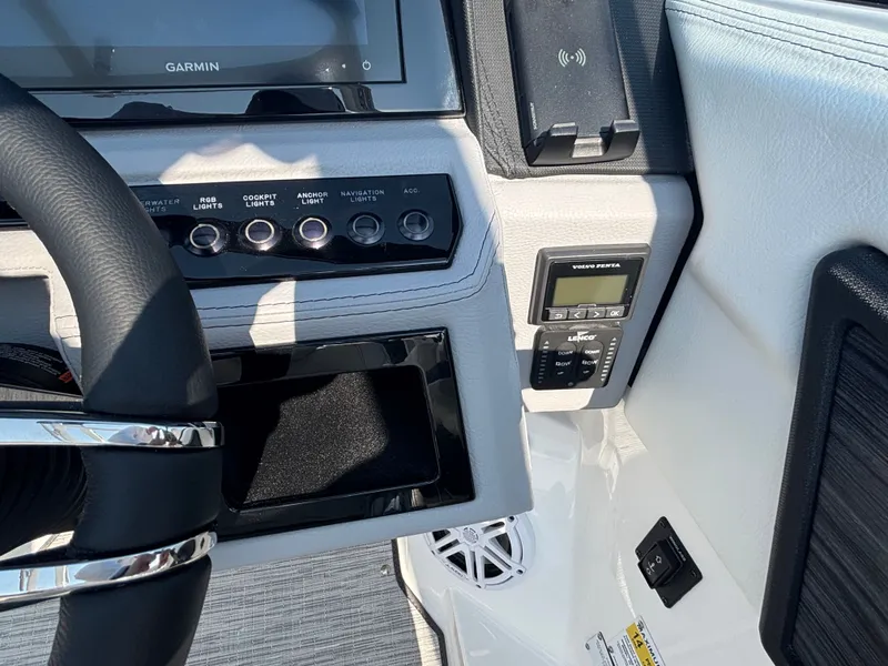 Slide: The Image of Cobalt R6 2025 - 636