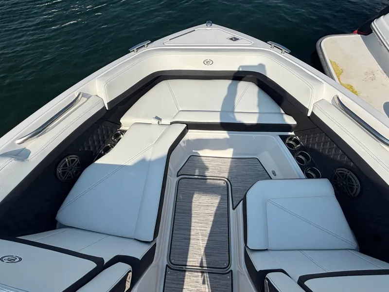 Slide: The Image of Cobalt R6 2025 - 711