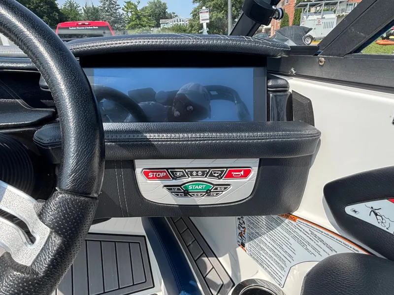 Slide: The Image of Nautique Super Air Nautique G23 2017 - 573