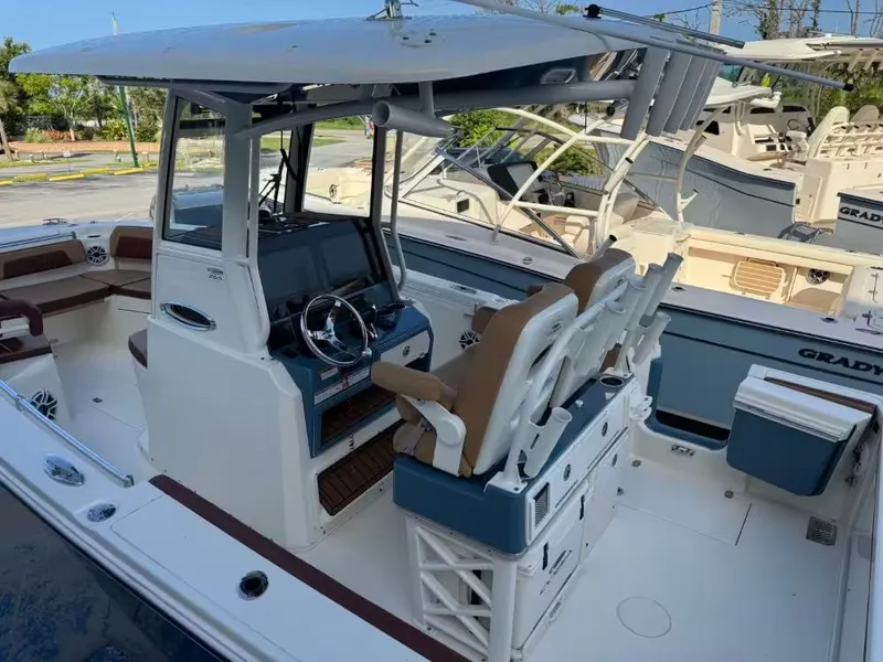 Slide: The Image of Cobia 265 Center Console 2025 - 3