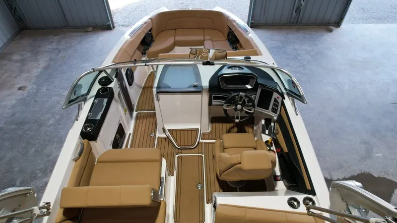 Slide: The Image of MasterCraft X26 2020 - 41