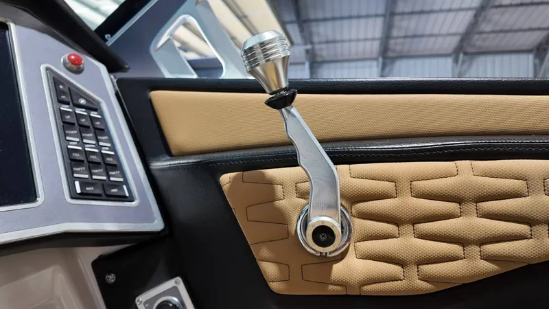 Slide: The Image of MasterCraft X26 2020 - 55