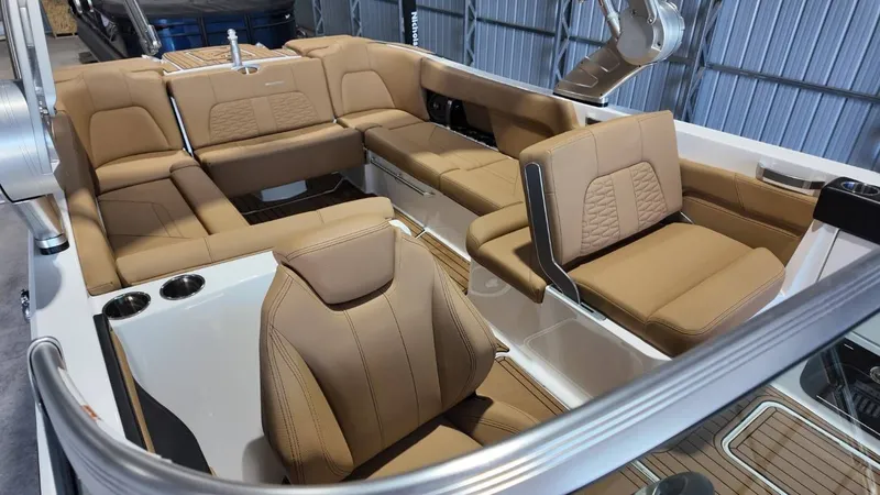 Slide: The Image of MasterCraft X26 2020 - 62