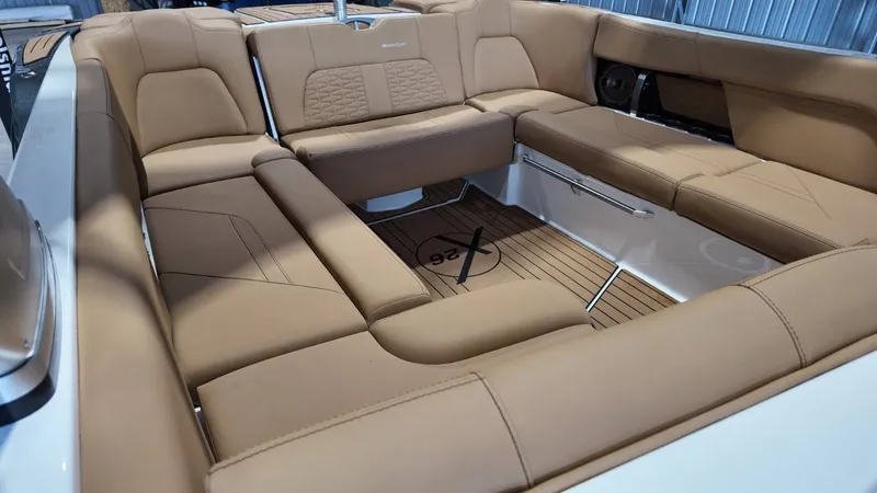 Slide: The Image of MasterCraft X26 2020 - 76