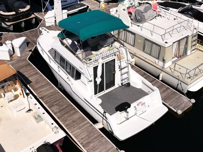 Slide: The Image of Carver Yachts 320 Voyager 1996 - 5