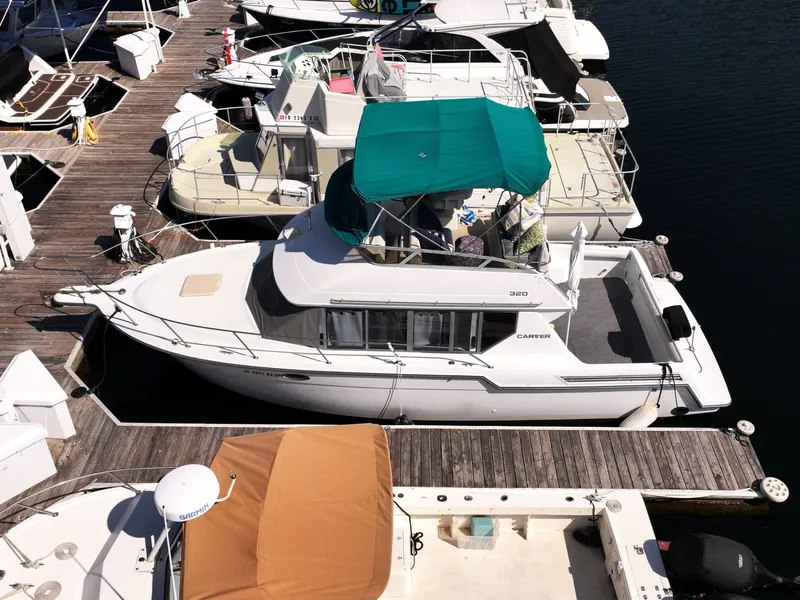 Slide: The Image of Carver Yachts 320 Voyager 1996 - 6