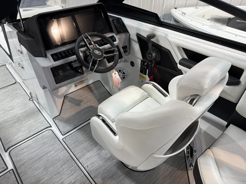 Slide: The Image of Cobalt R4 Surf 2026 - 12