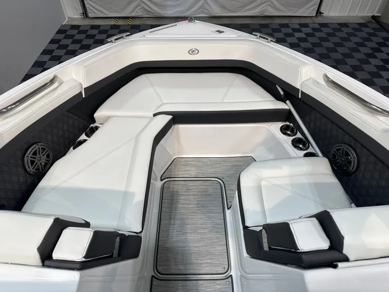 Slide: The Image of Cobalt R6 2026 - 13