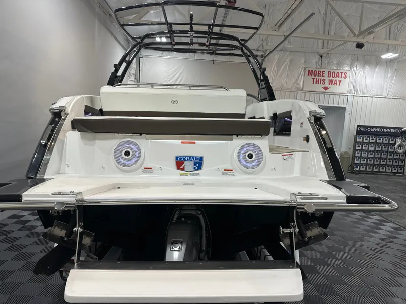 Slide: The Image of Cobalt R8 2026 - 6