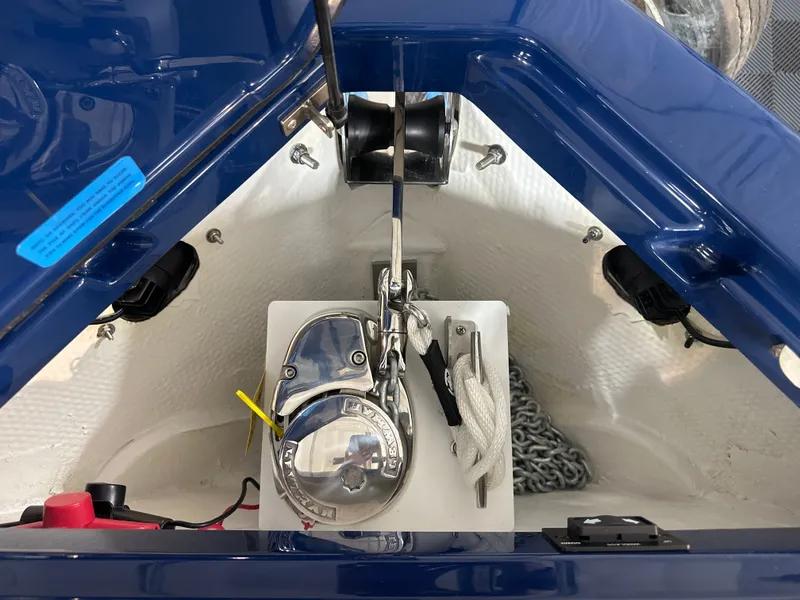 Slide: The Image of Cobalt R8 Surf 2026 - 15