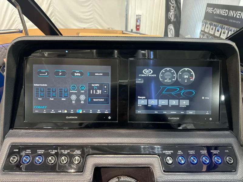 Slide: The Image of Cobalt R8 Surf 2026 - 21