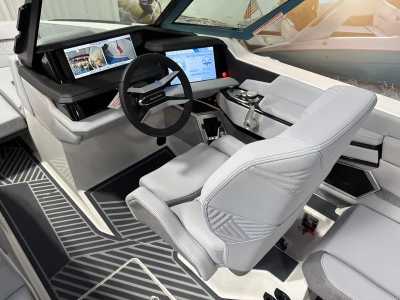 Slide: The Image of MasterCraft XStar 23 2026 - 15