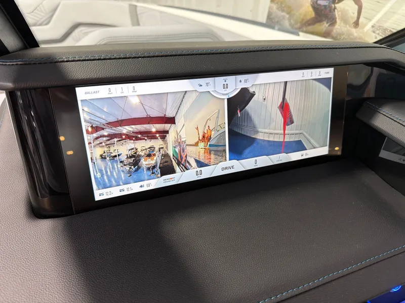 Slide: The Image of MasterCraft XStar 23 2026 - 17