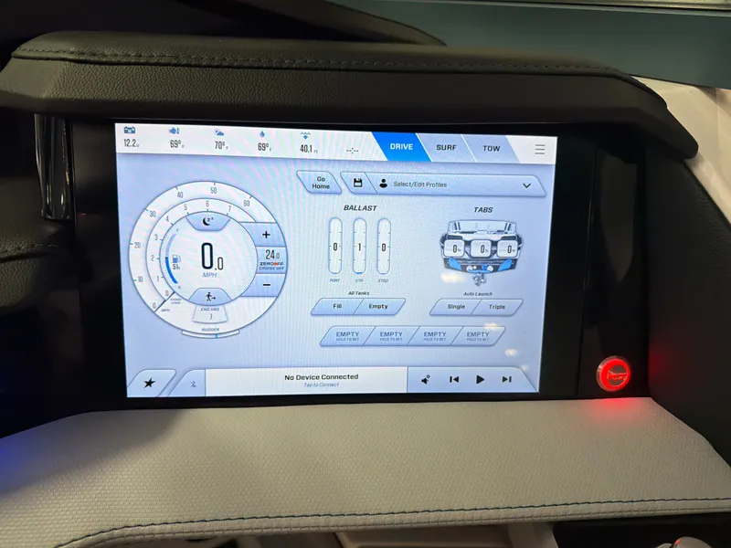 Slide: The Image of MasterCraft XStar 23 2026 - 18