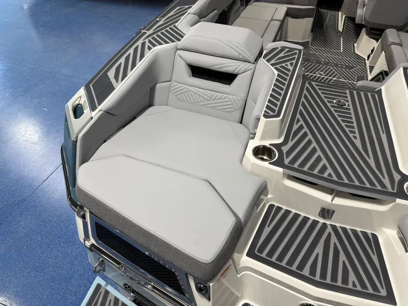 Slide: The Image of MasterCraft XStar 23 2026 - 21