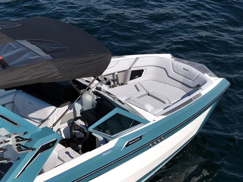 Slide: The Image of MasterCraft XStar 23 2026 - 30
