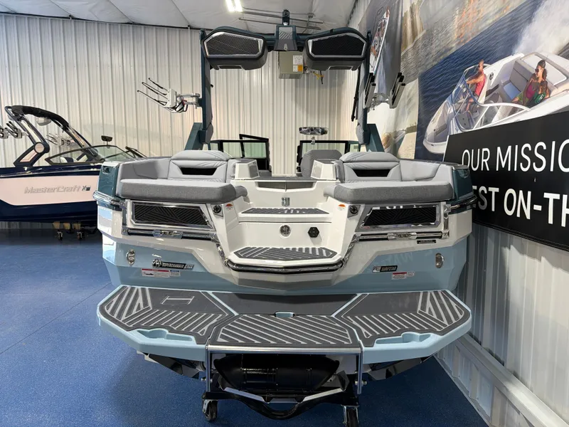 Slide: The Image of MasterCraft XStar 23 2026 - 7