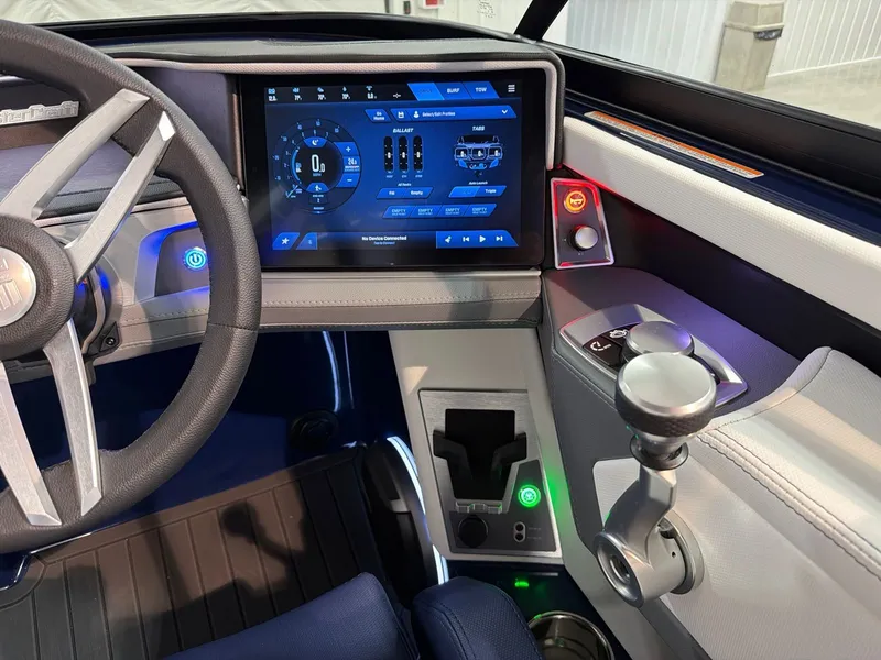 Slide: The Image of MasterCraft XT24 2026 - 18