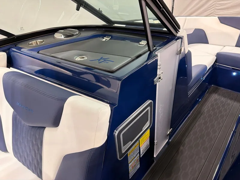 Slide: The Image of MasterCraft XT24 2026 - 19