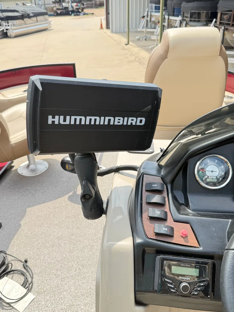 Slide: The Image of Veranda VF22F4 2022 - 22