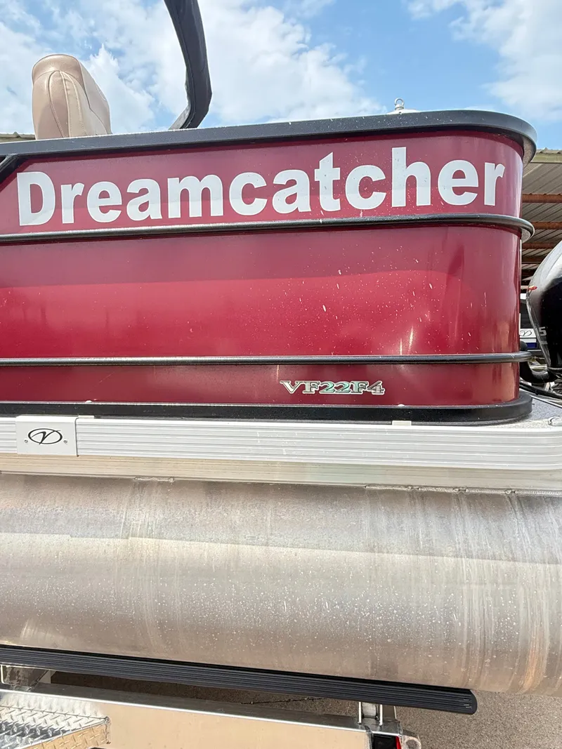 Slide: The Image of Veranda VF22F4 2022 - 3