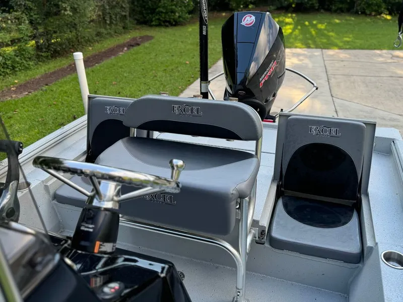 Slide: The Image of Excel bay pro 220 2021 - 13