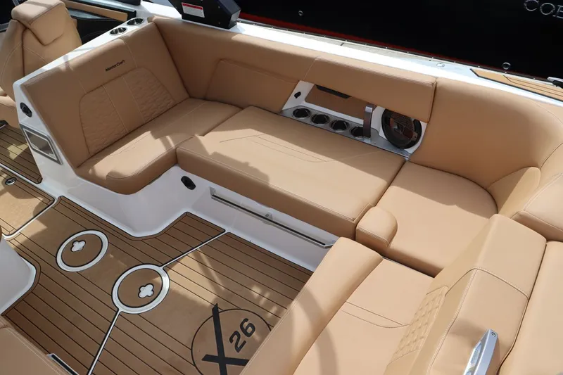 Slide: The Image of MasterCraft X26 2022 - 13