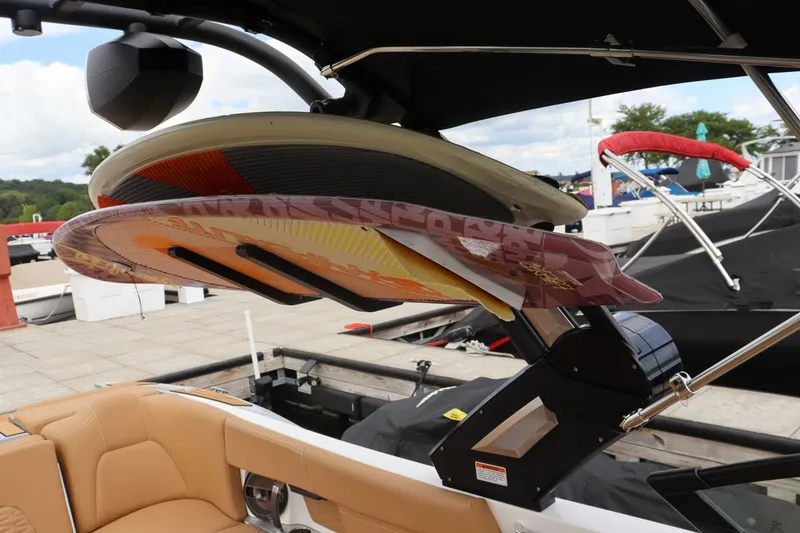 Slide: The Image of MasterCraft X26 2022 - 38