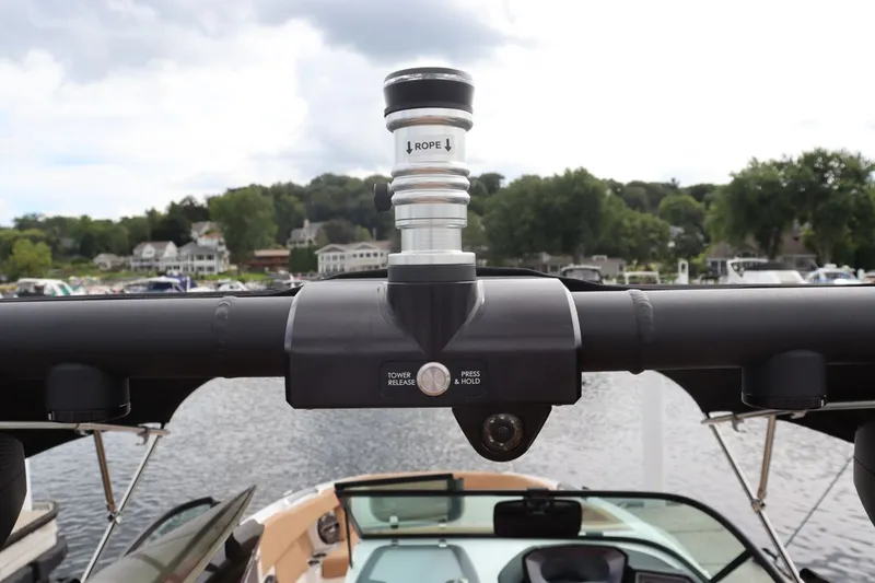 Slide: The Image of MasterCraft X26 2022 - 41