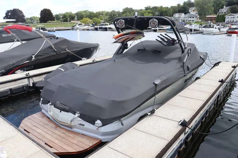 Slide: The Image of MasterCraft X26 2022 - 49