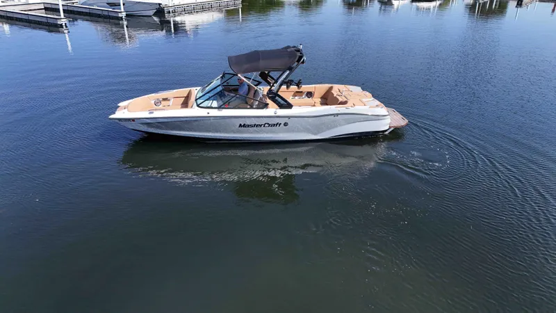 Slide: The Image of MasterCraft X26 2022 - 55