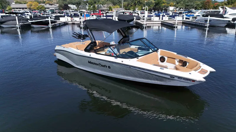 Slide: The Image of MasterCraft X26 2022 - 60