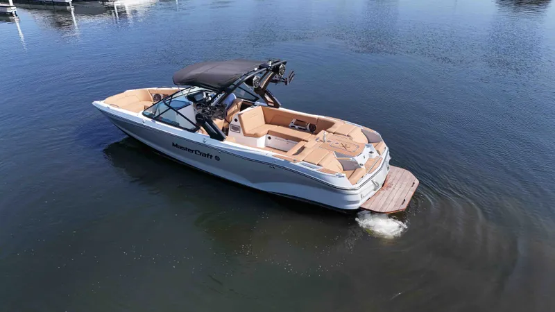 Slide: The Image of MasterCraft X26 2022 - 64