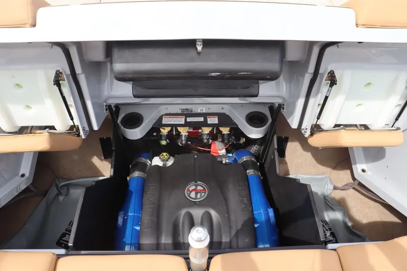 Slide: The Image of MasterCraft X26 2022 - 8