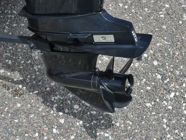 Slide: The Image of Tracker Pro 170 2020 - 12