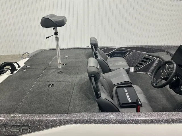 Slide: The Image of Skeeter ZXR20 2021 - 8