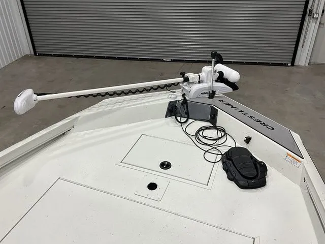 Slide: The Image of Crestliner 1800 Bay 2020 - 16