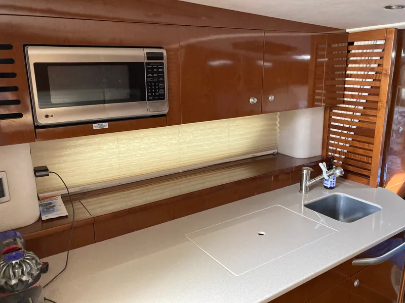 Slide: The Image of Sea Ray 350 SUNDANCER 2009 - 34