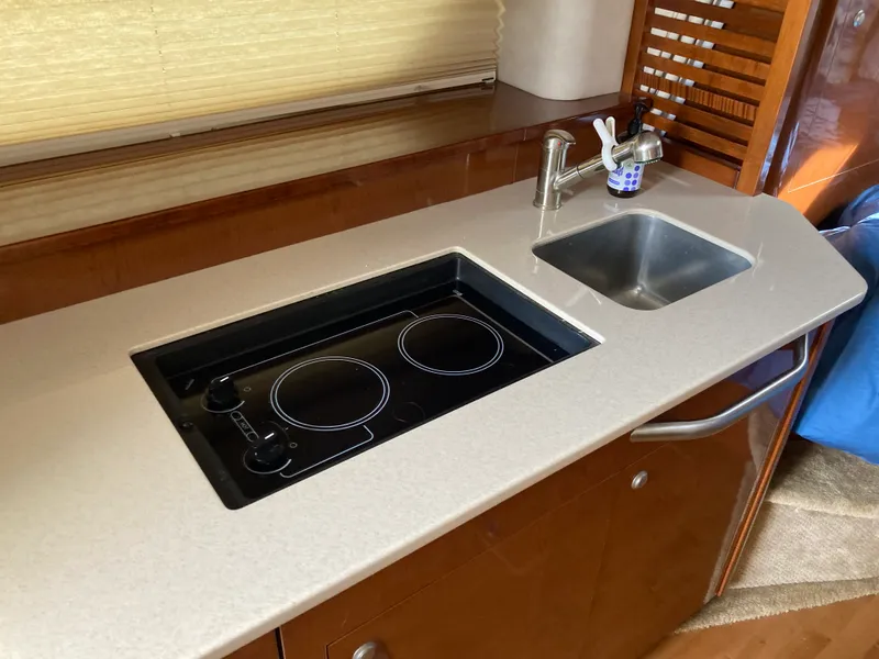 Slide: The Image of Sea Ray 350 SUNDANCER 2009 - 35