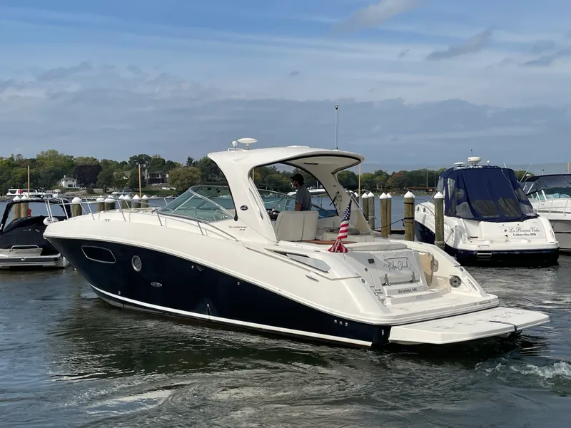 Slide: The Image of Sea Ray 350 SUNDANCER 2009 - 4