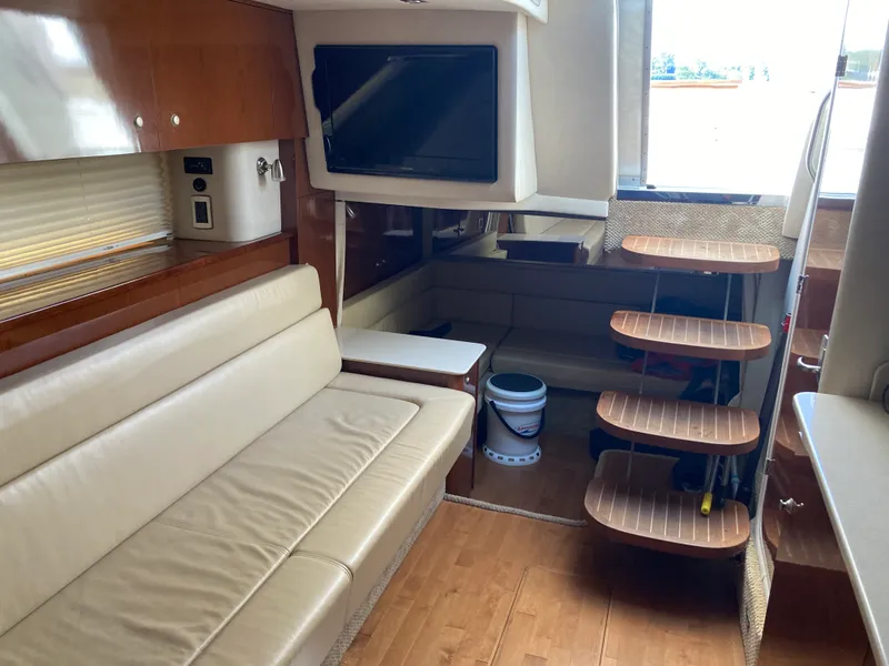 Slide: The Image of Sea Ray 350 SUNDANCER 2009 - 41