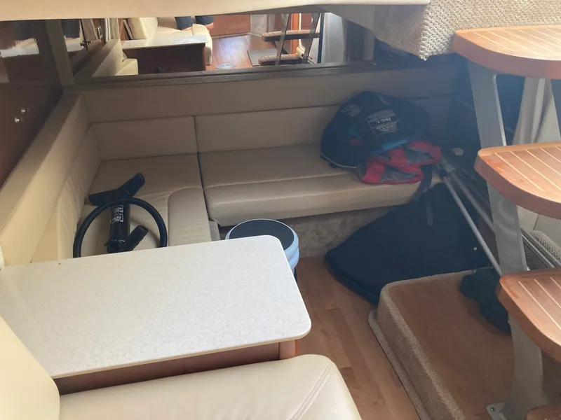 Slide: The Image of Sea Ray 350 SUNDANCER 2009 - 42