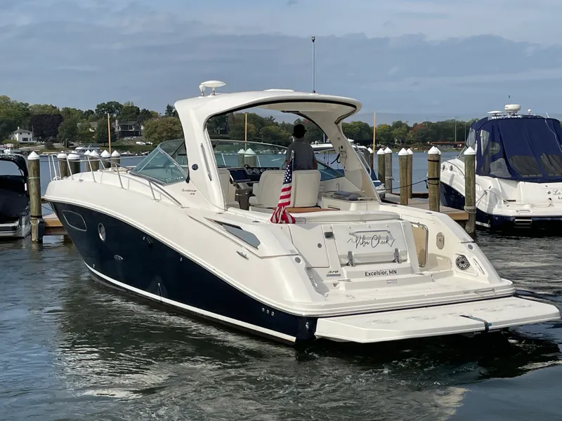 Slide: The Image of Sea Ray 350 SUNDANCER 2009 - 5