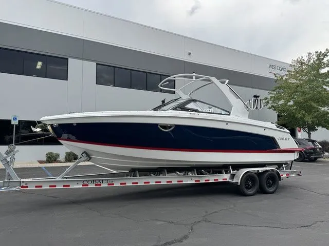 Slide: The Image of Cobalt R8 Surf 2022 - 3