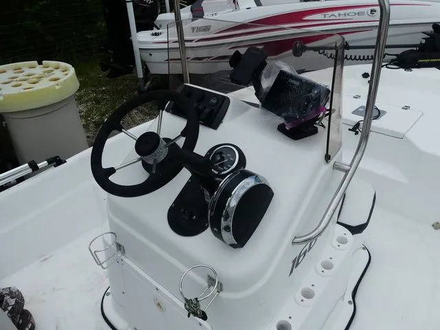 Slide: The Image of Bimini 166CC 2016 - 5