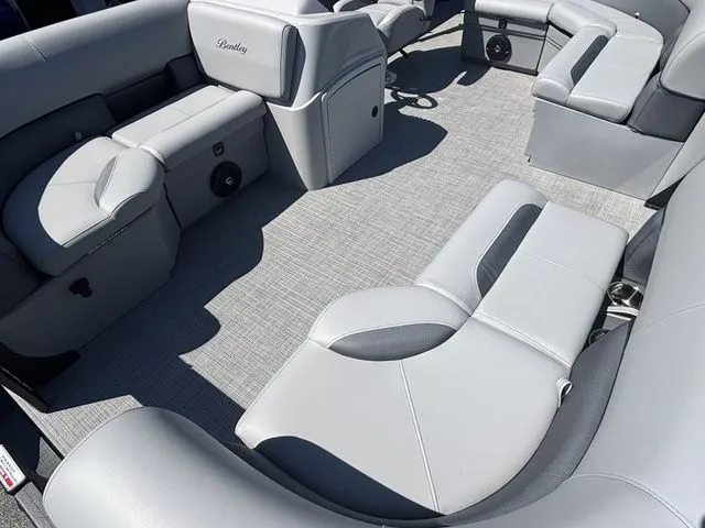 Slide: The Image of Bentley Pontoons Fish 200 CWT / DF90ATL5 2026 - 10